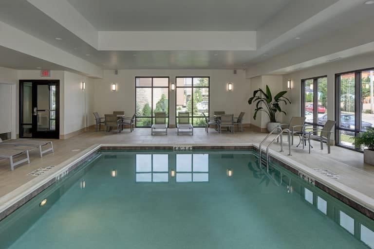 hampton inn & suites swimming pool