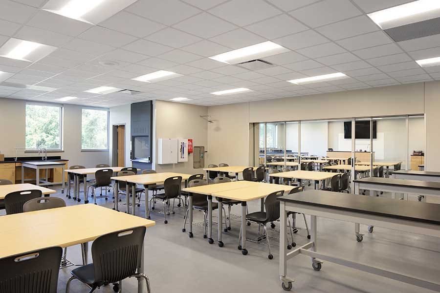 Forest Park Middle School Science Room