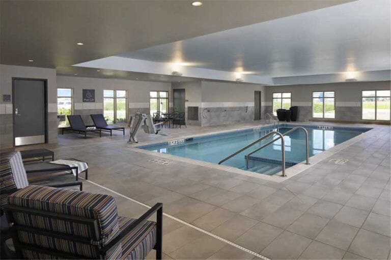 Homewood Suites by Hilton Swimming Pool