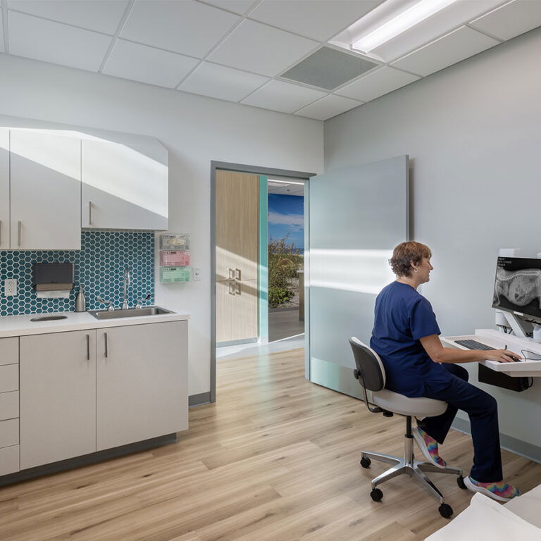 Suncoast Orthopaedic Surgery & Sports Medicine Exam Room